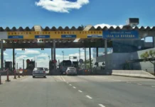 ASALTO A MANO ARMADA EN LOS PEAJES: 385%: un auto pasará de pagar $1.043 a $5.061
